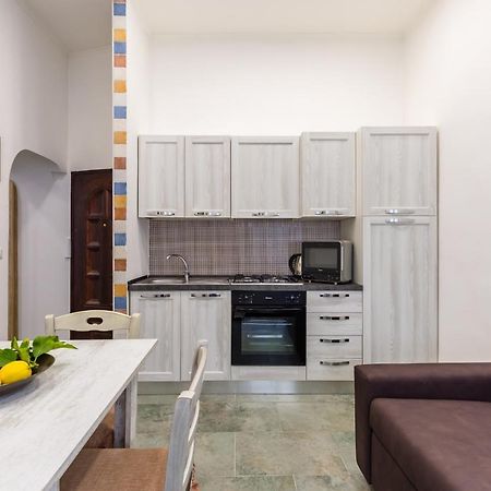 Gelso Complex Studios And Flat By Napoliapartments Kültér fotó