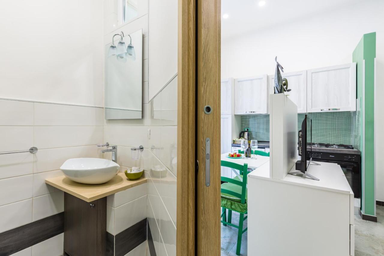 Gelso Complex Studios And Flat By Napoliapartments Kültér fotó