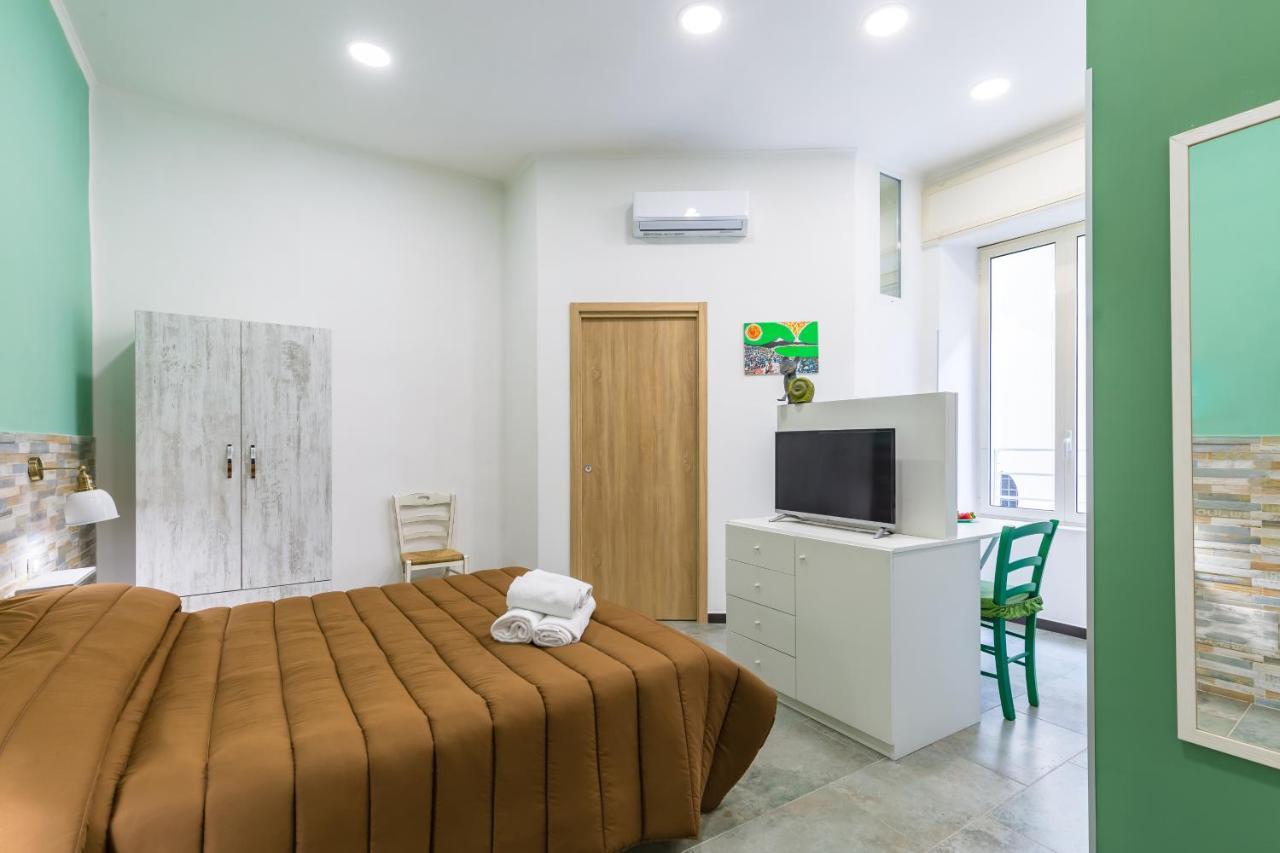 Gelso Complex Studios And Flat By Napoliapartments Kültér fotó